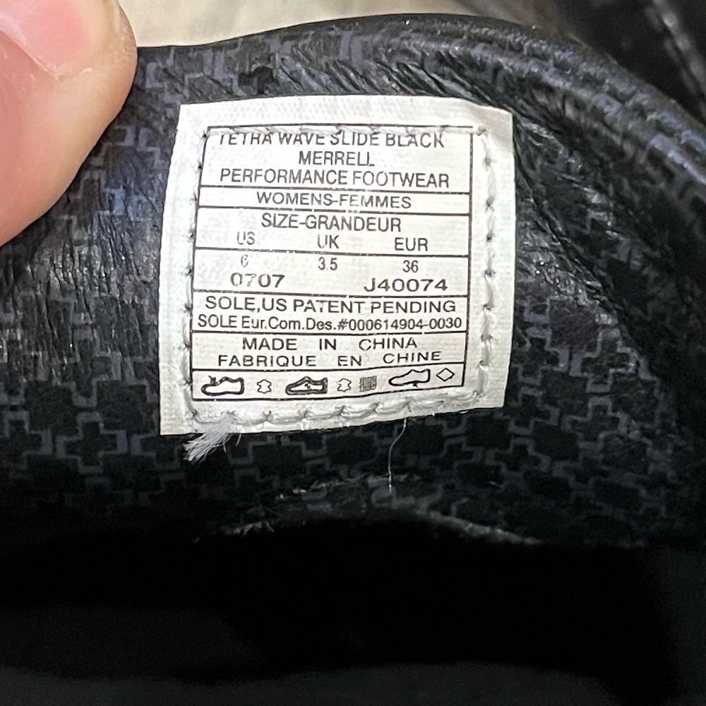 Merrell women’s black mules 6 like new - Picture 13 of 15